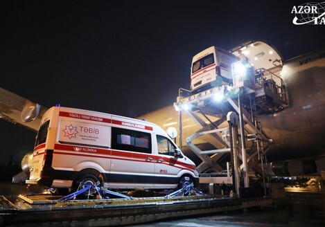 По инициативе Года Нисанова в Азербайджан было отправлено 10 машин скорой помощи (Фото)