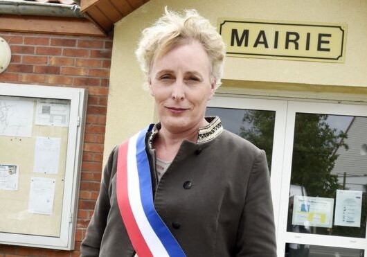 Женщина-трансгендер впервые стала мэром города во Франции