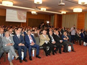 В Баку начала работу конференция «Гейдар Алиев и нефтяная стратегия Азербайджана» (Фото)