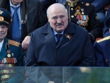 Александру Лукашенко стало плохо после парада в Москве? (Видео)